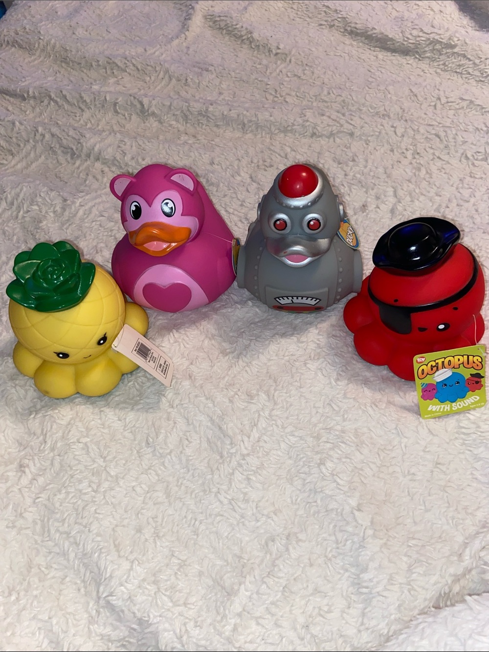 4 jumbo novelty rubber duck and octopus lot bundle